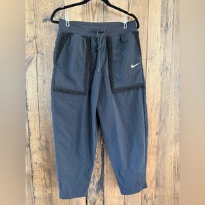 Nike Essentials Sherpa Pocket Loose Pants Women’s M